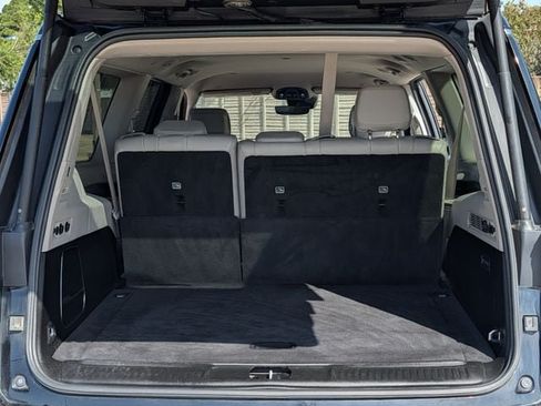 Used 2024 Jeep Wagoneer L Series III AWD/4WD image 28