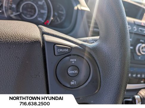 Used 2016 Honda CR-V LX image 18
