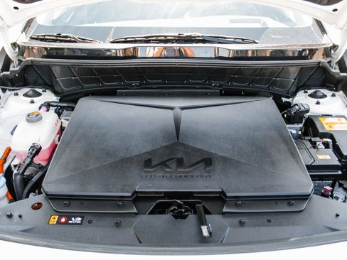 Used 2023 Kia Niro Wave FWD image 32