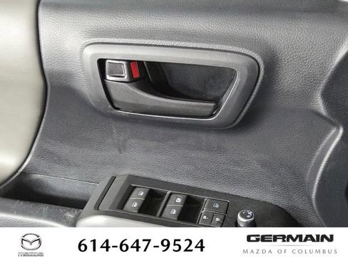 Used 2018 Toyota Tacoma SR w/ SR Convenience Package AWD/4WD image 27