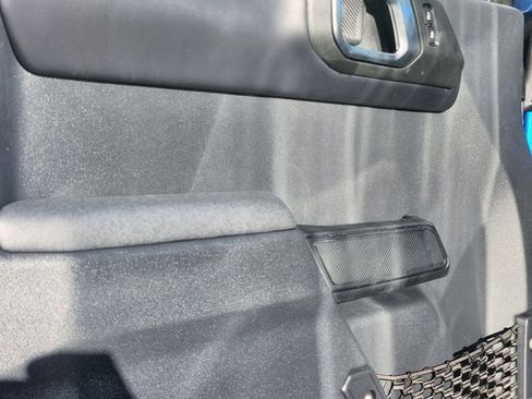 New 2025 Ford Bronco Badlands w/ Sasquatch Package image 9