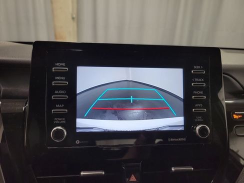 Used 2021 Toyota Camry LE FWD image 19