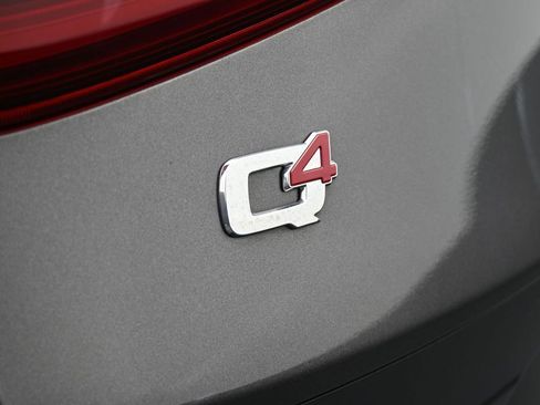 Used 2023 Alfa Romeo Stelvio Sprint image 40