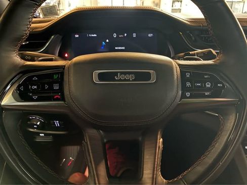 Used 2023 Jeep Grand Cherokee L Summit image 19