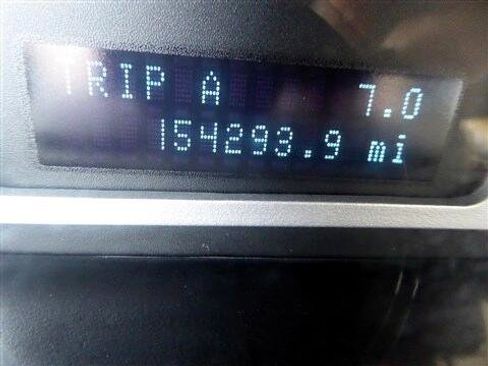 Used 2008 Mercury Mariner 4WD 4dr V6 image 12