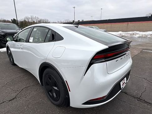 New 2026 Toyota Prius LE image 3