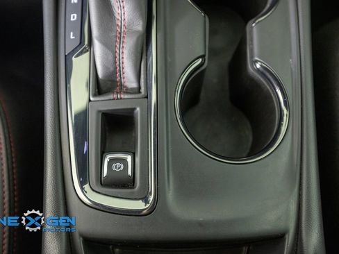 Used 2022 Chevrolet Equinox RS w/ LPO, Floor Liner Package FWD image 24