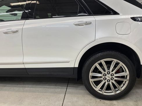 Used 2022 Cadillac XT5 Sportv w/ Technology Package AWD/4WD image 8