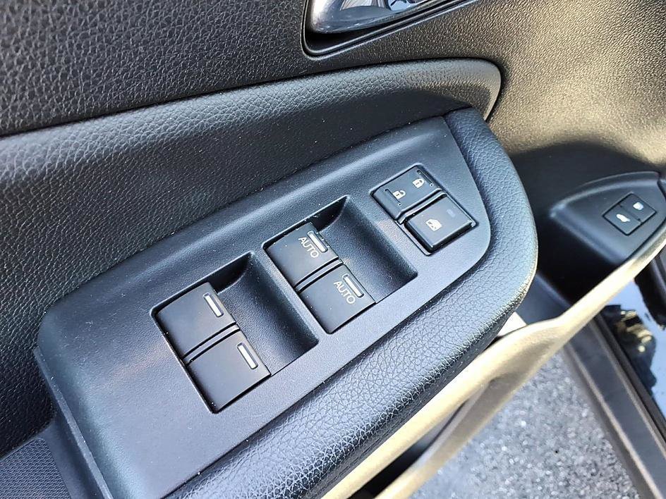 Used 2016 Honda Pilot Elite image 10