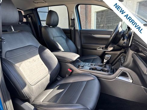 Used 2025 Ford Ranger Lariat w/ FX4 Off-Road Package AWD/4WD image 9