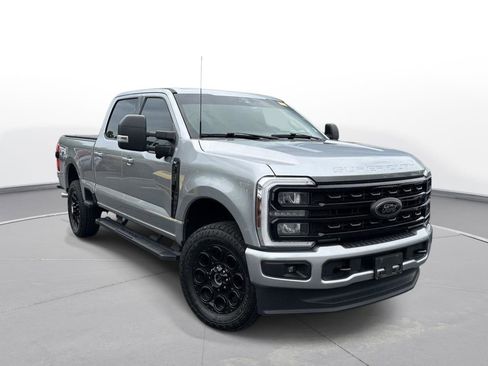 Used 2024 Ford F250 XLT w/ Black Appearance Package AWD/4WD image 4