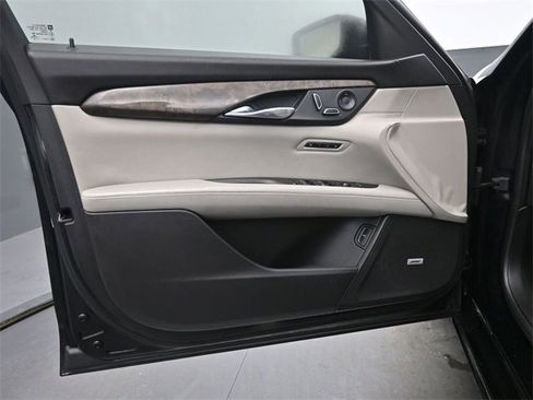 Used 2016 Cadillac CT6 Luxury image 12