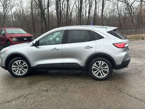 Certified 2022 Ford Escape SEL image 6