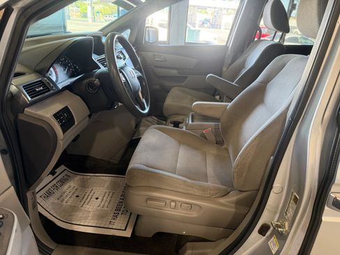 Used 2013 Honda Odyssey EX image 8