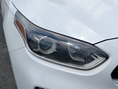 Certified 2021 Kia Forte LXS FWD image 8