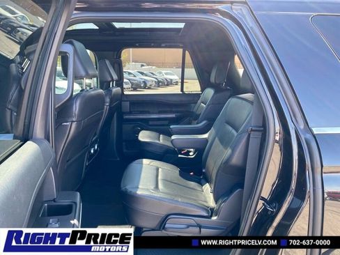 Used 2021 Ford Expedition Max XLT image 22