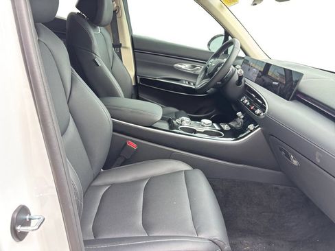 New 2026 Genesis GV70 2.5T AWD/4WD image 15