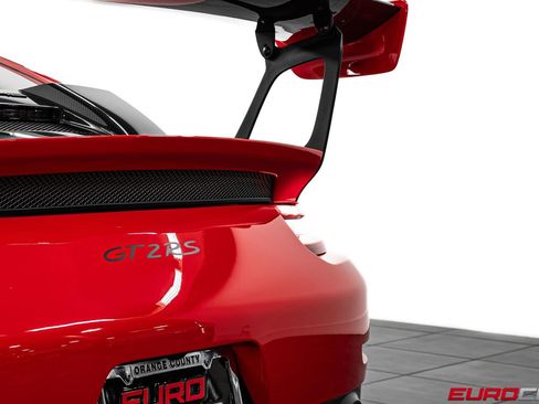 Used 2018 Porsche 911 GT2 RS image 29