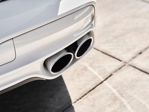 Used 2023 BMW ALPINA XB7 AWD/4WD image 13