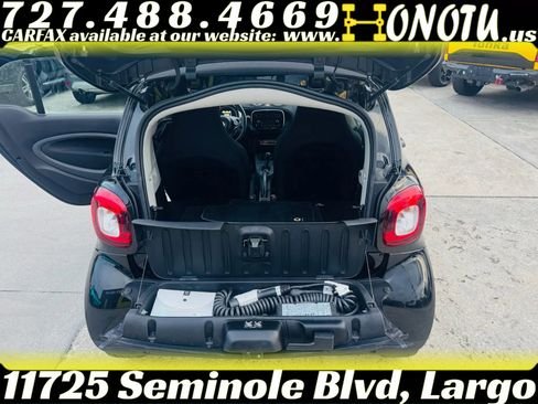 Used 2018 smart fortwo electric drive image 10
