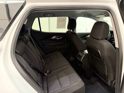 Used 2024 GMC Terrain SLE image 20