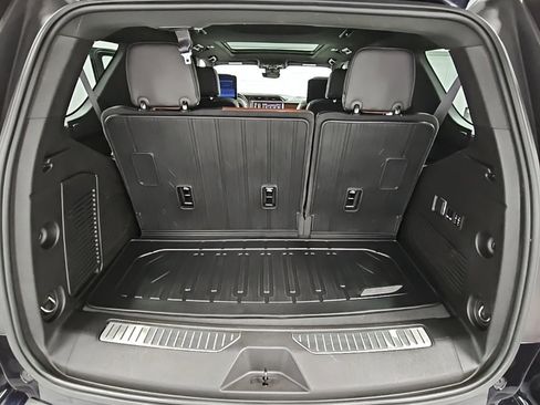 Certified 2024 GMC Yukon Denali Ultimate image 39