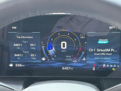 Used 2025 Chevrolet Equinox LT w/ Convenience Package II FWD image 27