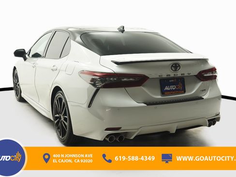 Used 2022 Toyota Camry XSE w/ Navigation Package FWD image 15