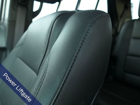 Used 2015 Ford Explorer XLT w/ Equipment Group 202A image 14