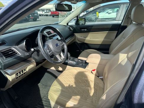 Used 2015 Subaru Legacy 2.5i Limited AWD/4WD image 9