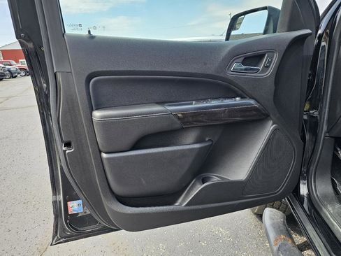 Used 2016 GMC Canyon SLT AWD/4WD image 4