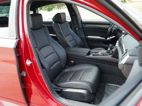 Used 2021 Honda Accord Sport image 13