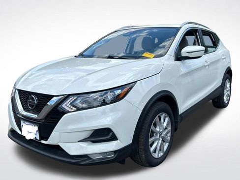 Used 2021 Nissan Rogue Sport SV AWD/4WD image 2