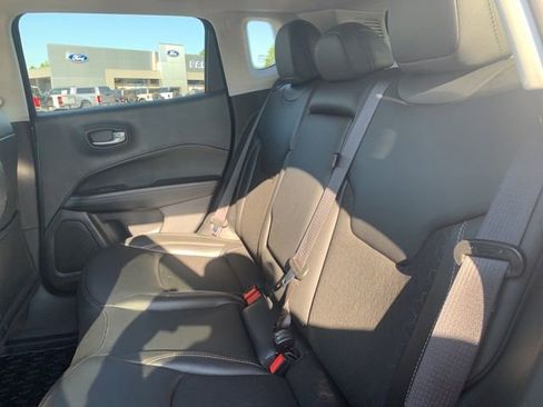 Used 2021 Jeep Compass Latitude w/ Convenience Group AWD/4WD image 19