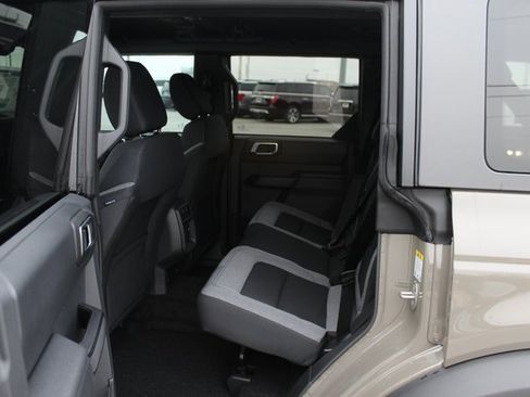 New 2025 Ford Bronco Big Bend image 9