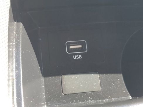 Certified 2023 Hyundai Santa Fe SE image 28