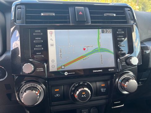 Used 2020 Toyota 4Runner Venture image 39