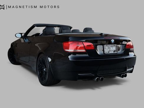 Used 2008 BMW M3 Convertible w/ Technology Pkg image 9