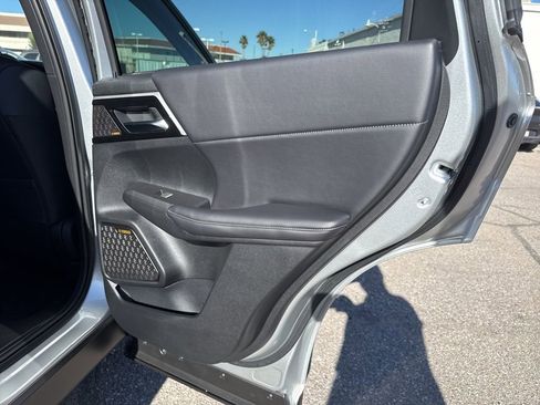 New 2026 Mitsubishi Outlander SE FWD image 30