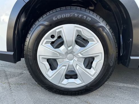 Used 2022 Subaru Forester image 8