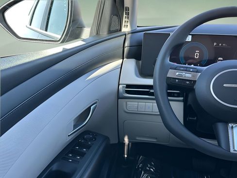Used 2025 Hyundai Tucson SEL image 17