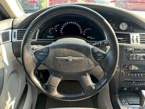 Used 2007 Chrysler Pacifica Touring image 21