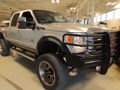 Used 2016 Ford F250 Lariat w/ Chrome Package image 2