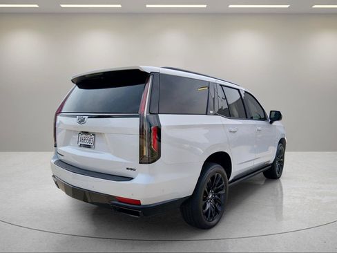 Used 2023 Cadillac Escalade Sport Platinum w/ LPO, ONYX Package AWD/4WD image 5