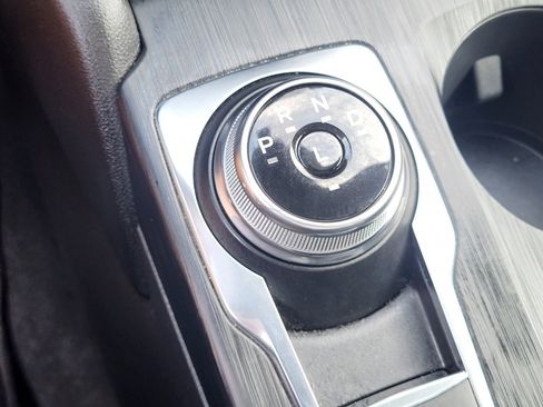 Certified 2025 Ford Escape ST-Line AWD/4WD image 25