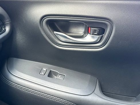 Certified 2024 Honda HR-V LX image 21