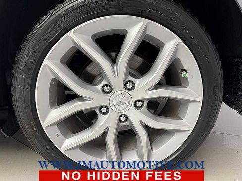 Used 2020 Acura ILX image 9