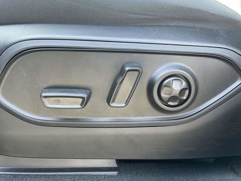 Certified 2025 Jeep Grand Cherokee L Laredo w/ Luxury Tech Group I image 28