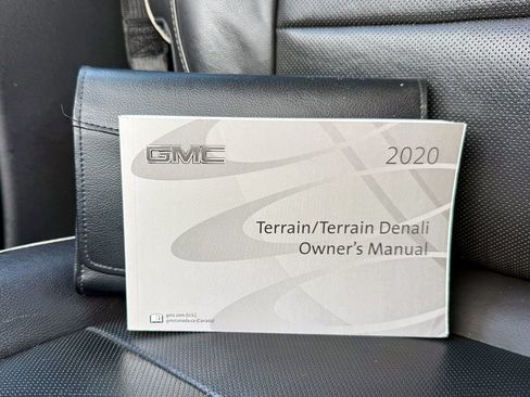 Used 2020 GMC Terrain Denali w/ Denali Premium Package AWD/4WD image 39