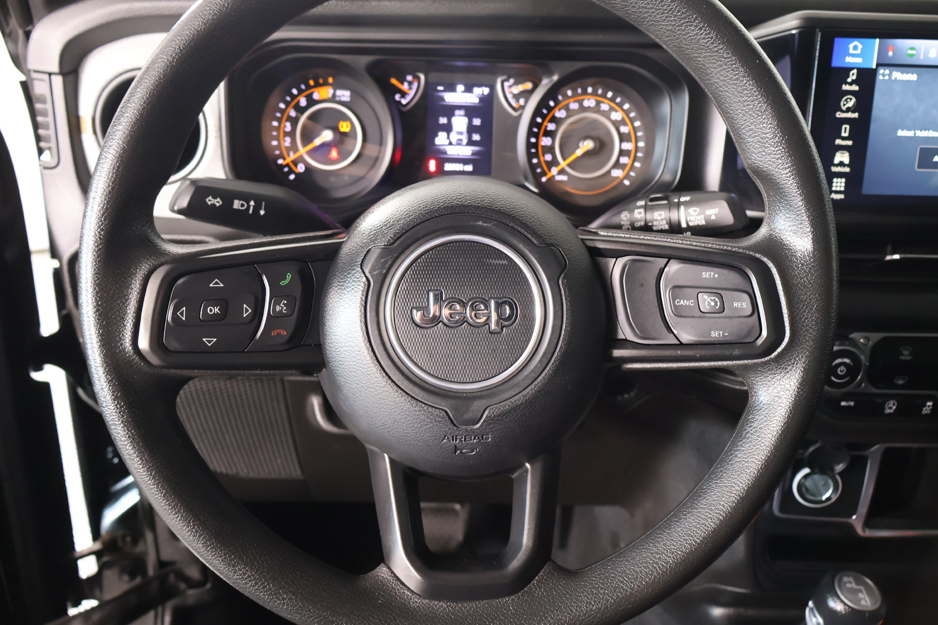 Used 2024 Jeep Wrangler Sport AWD/4WD image 3